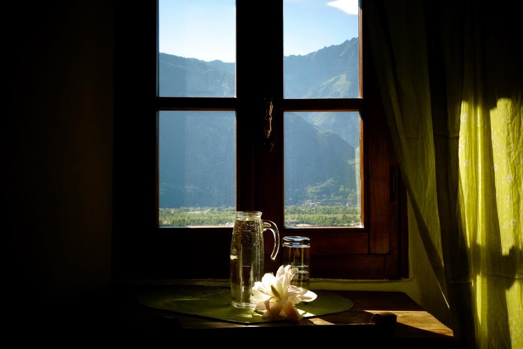 Bed & Breakfast Uvablu Trontano Exteriör bild